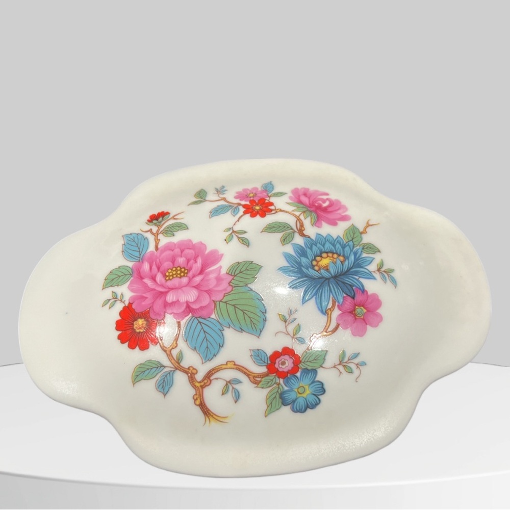 Vintage Limoges France Castle Porcelain White Floral Trinket Box Dish w Lid
